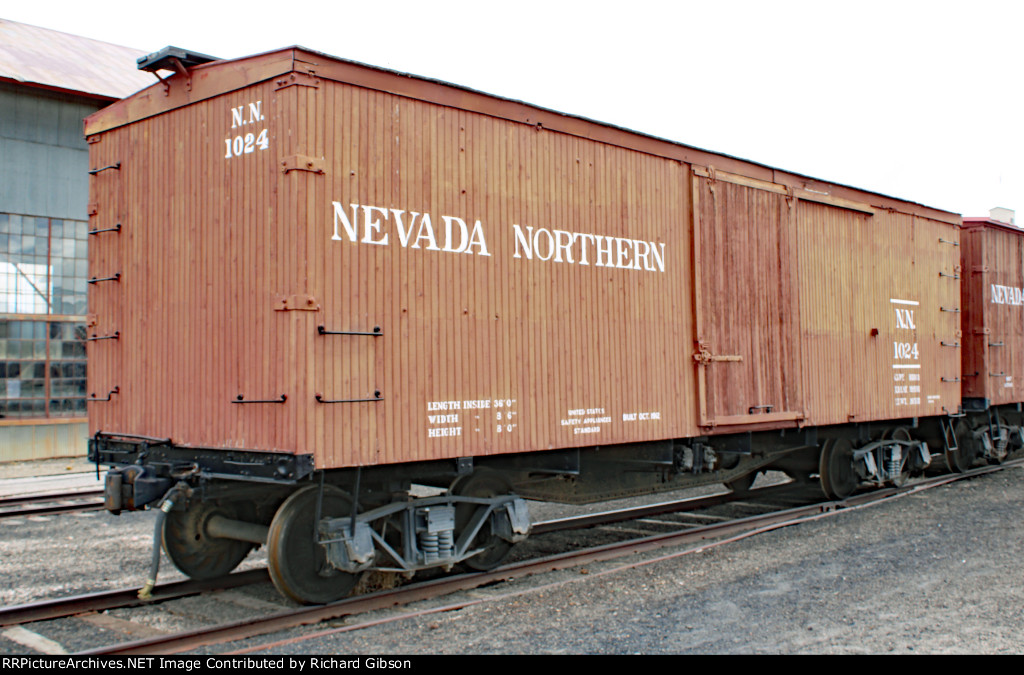 NN 1024 Boxcar